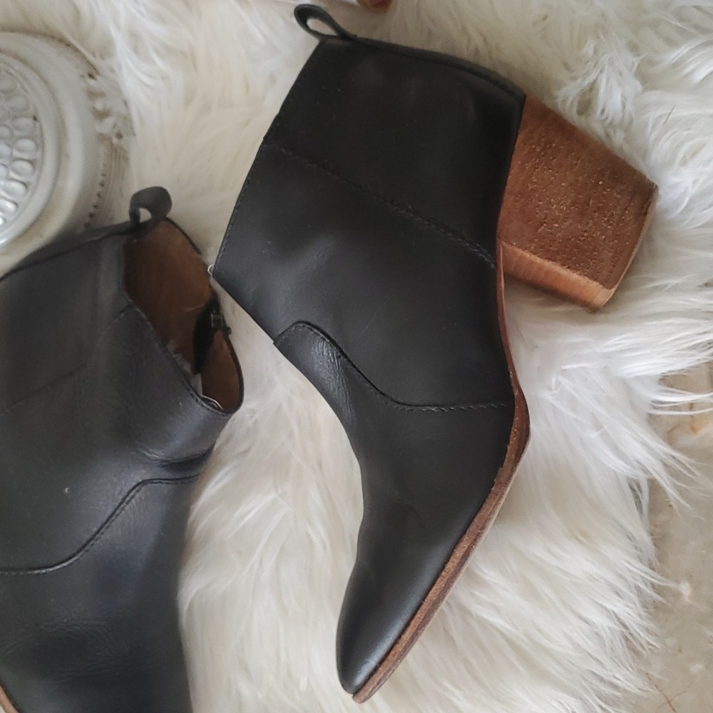 Madewell Brenner black leather ankle bootie size 8 - Picture 2 of 16